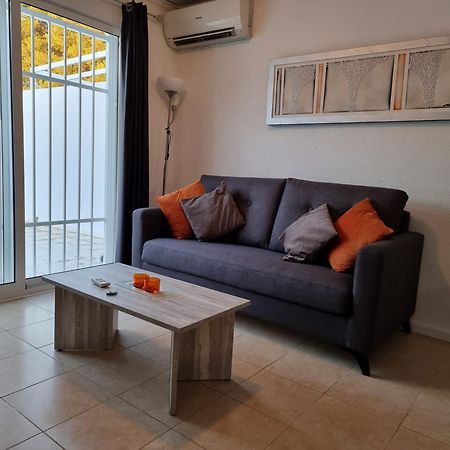 Immaculate And Modern 1 Bedroomed Apartment Denia Exterior photo